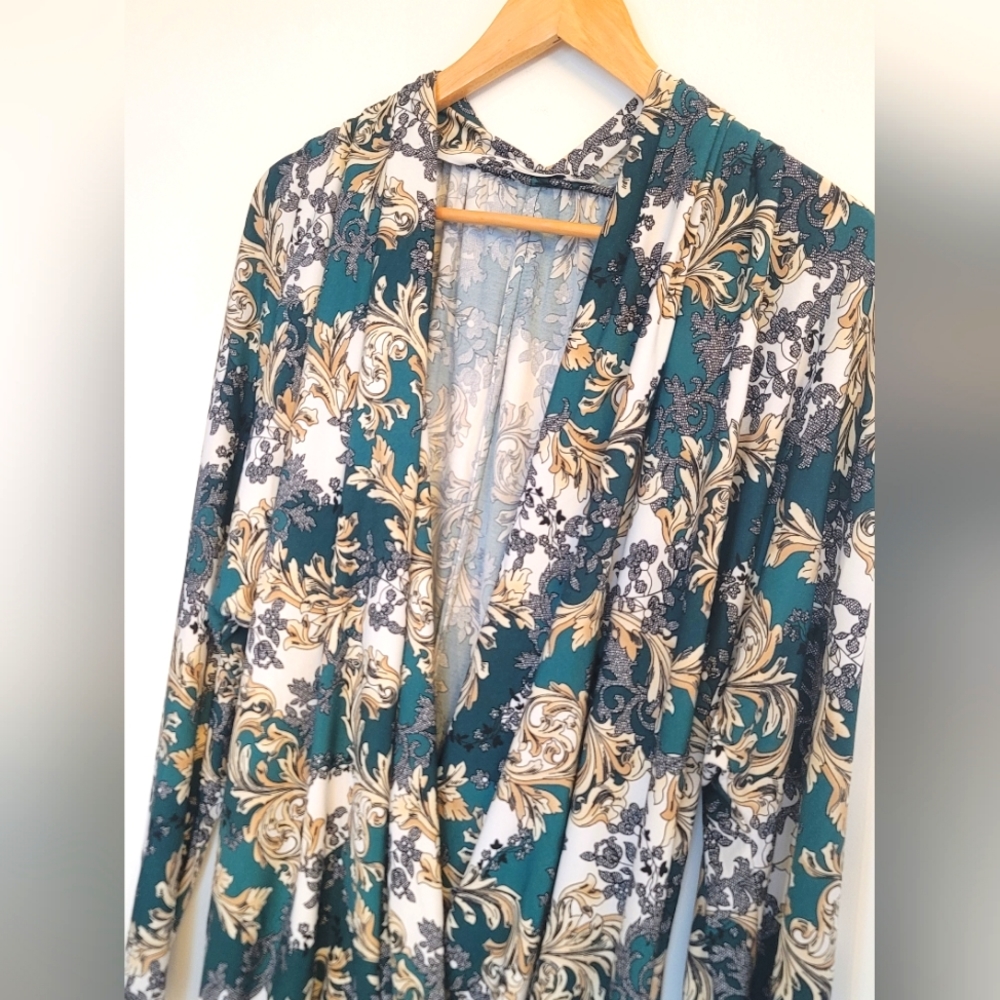 Baroque-style Dressy Top